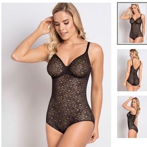 Leonisa Smoothing Lace Bodysuit